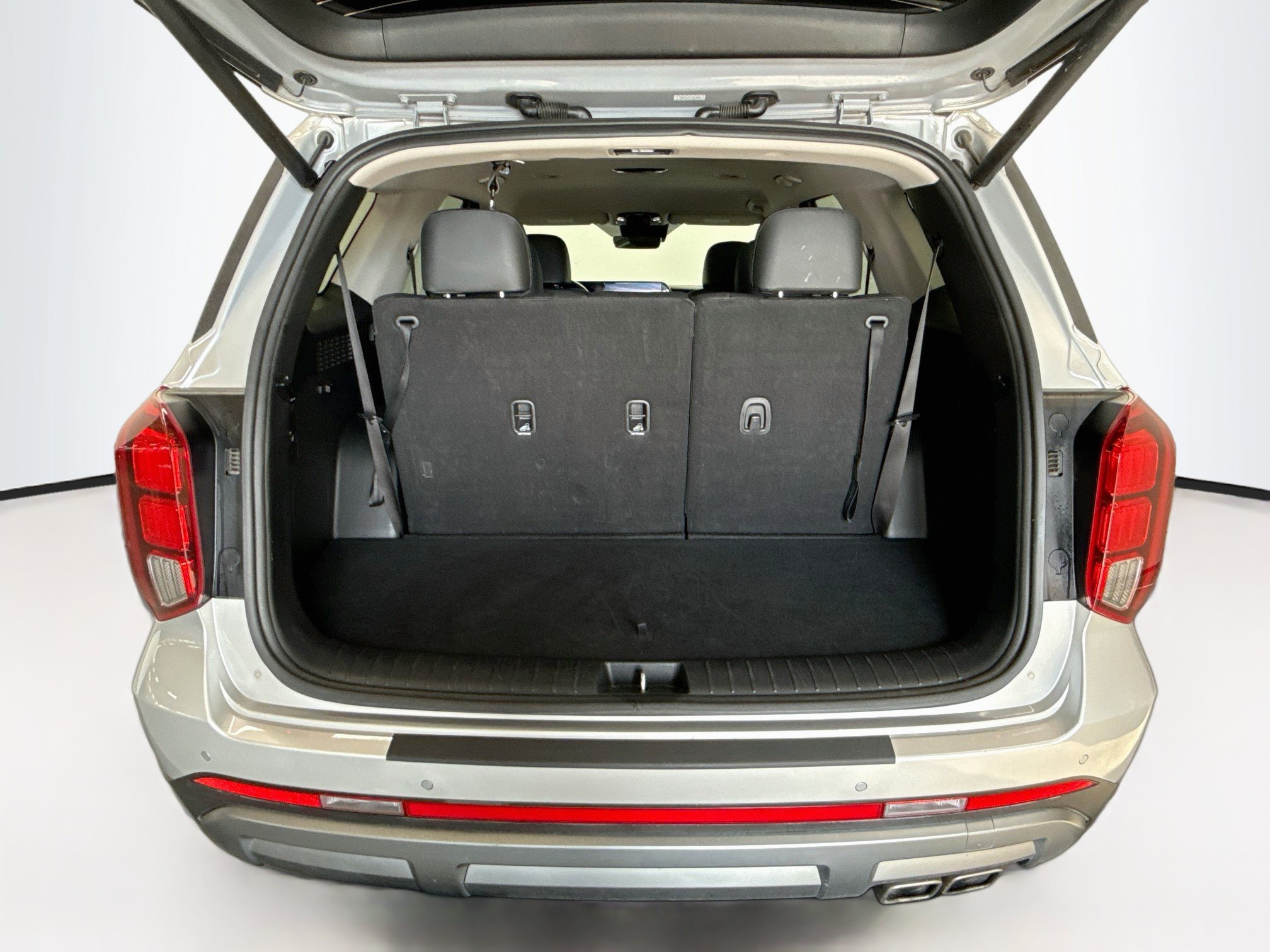 Used 2025 Hyundai Palisade SEL FWD image 31