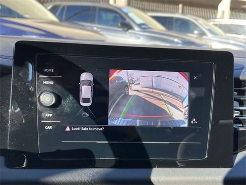 Used 2025 Volkswagen Jetta Sport image 29