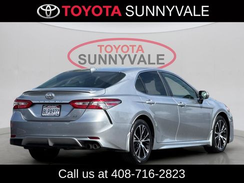Used 2019 Toyota Camry SE w/ Audio Package FWD image 4