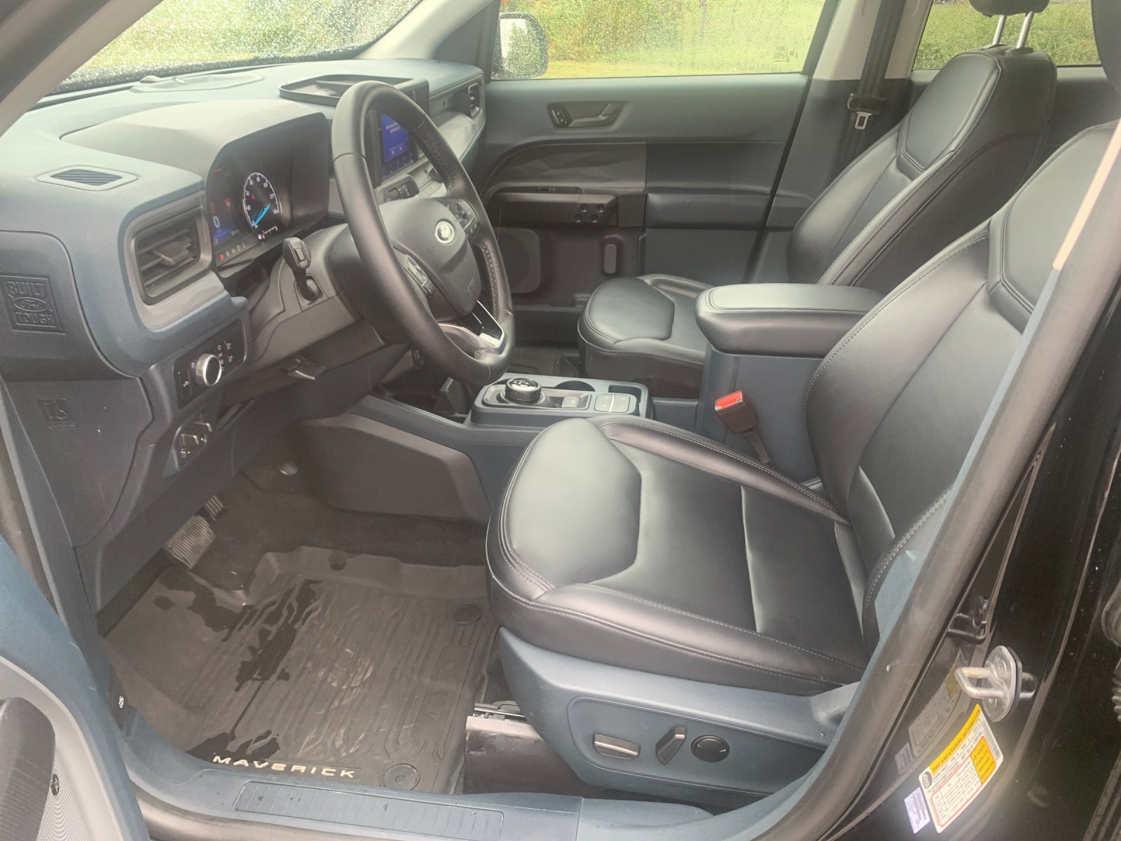Used 2024 Ford Maverick Lariat w/ Black Appearance Package AWD/4WD image 12