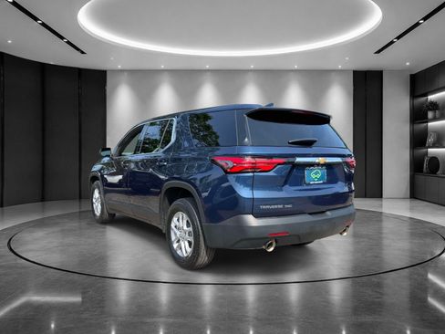 Used 2023 Chevrolet Traverse LS AWD/4WD image 4