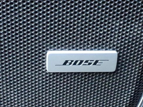 Used 2018 GMC Yukon SLT image 11