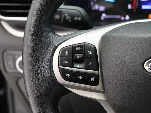 Used 2022 Ford Explorer XLT w/ Equipment Group 202A image 21