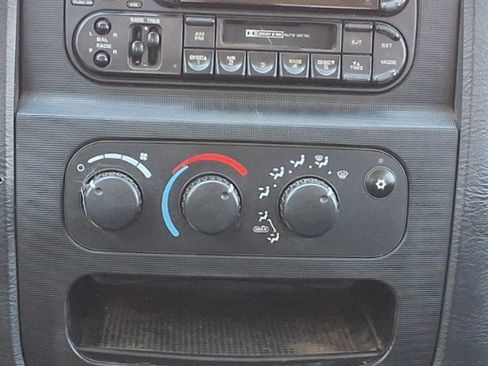 Used 2003 Dodge Ram 2500 Truck ST AWD/4WD image 18