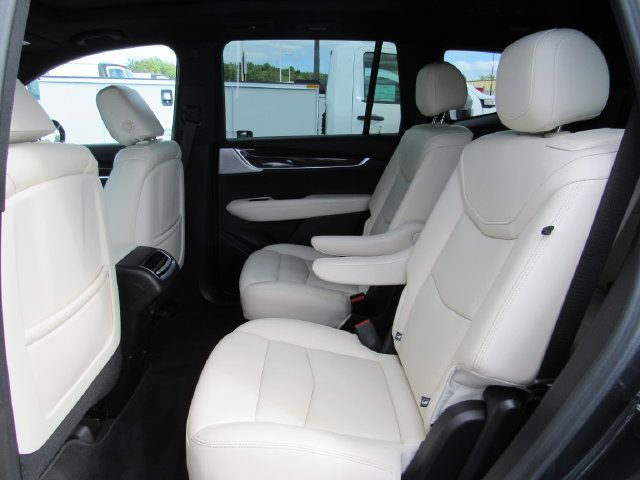 Used 2023 Cadillac XT6 Sport AWD/4WD image 27