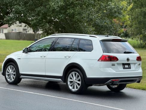 Used 2017 Volkswagen Golf Alltrack S AWD/4WD image 7