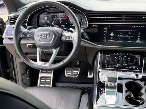 Used 2022 Audi RS Q8 image 19