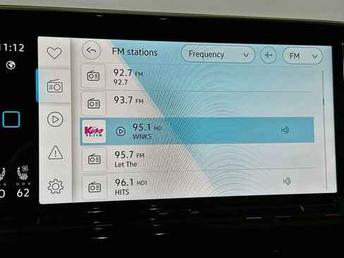 Used 2025 Volkswagen Atlas SE FWD image 21