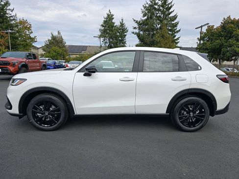 Certified 2026 Honda HR-V Sport image 27