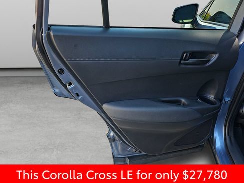 Used 2024 Toyota Corolla Cross LE w/ Moonroof Package AWD/4WD image 35