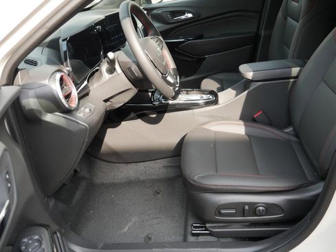New 2026 Chevrolet Trax RS w/ Driver Confidence Package FWD image 8