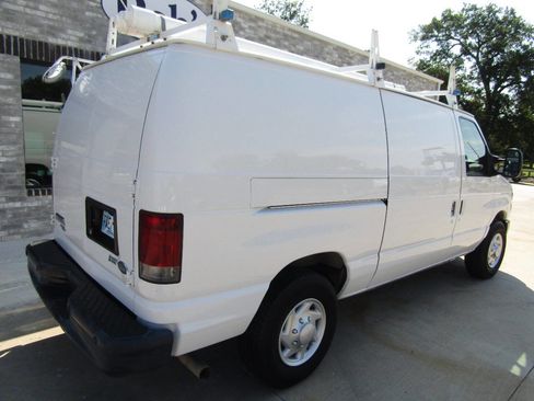 Used 2013 Ford E-250 and Econoline 250 w/ PWR Group image 7