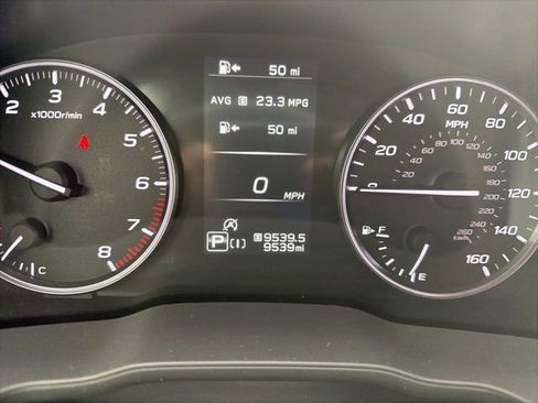 Used 2024 Subaru Crosstrek 2.0i Premium AWD/4WD image 16