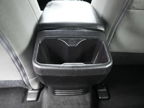 Used 2016 Toyota Tacoma SR5 w/ Towing Package RWD image 31