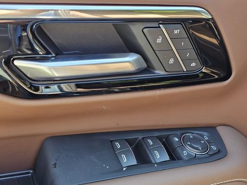New 2026 Chevrolet Tahoe High Country w/ Sun And Tow Package AWD/4WD image 25
