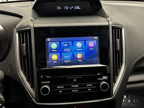 Used 2019 Subaru Crosstrek 2.0i Premium image 18