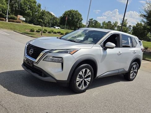 Used 2023 Nissan Rogue SV AWD/4WD image 4