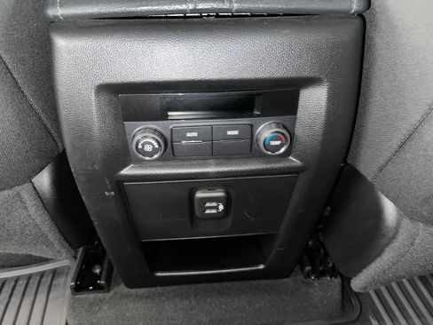 Certified 2023 Chevrolet Traverse LT image 22