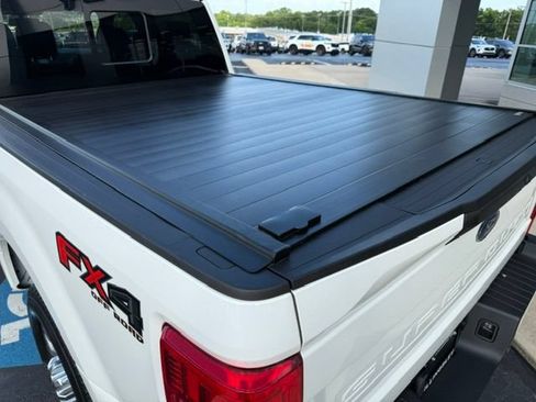 Used 2022 Ford F250 Lariat w/ Lariat Ultimate Package AWD/4WD image 6