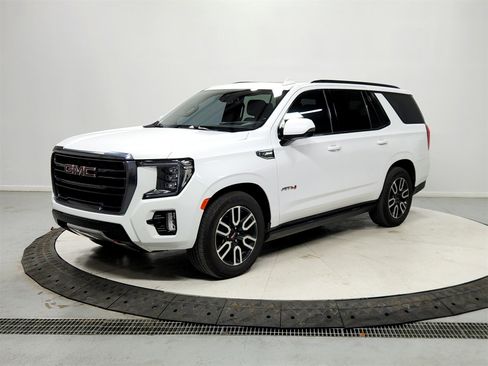 Used 2021 GMC Yukon AT4 w/ AT4 Premium Plus Package image 3
