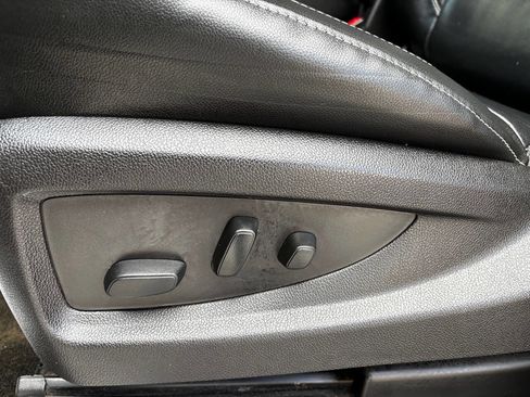 Used 2017 Chevrolet Silverado 1500 LT w/ All Star Edition image 29