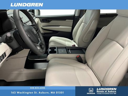 New 2026 Honda Odyssey EX-L image 16
