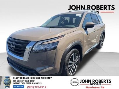 Used 2024 Nissan Pathfinder Platinum w/ Cargo Package