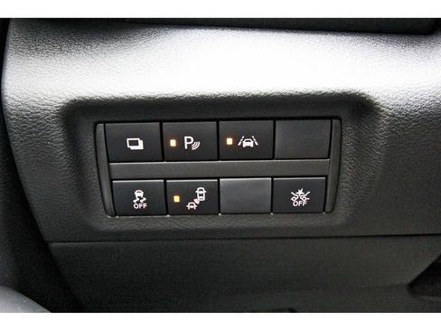 Certified 2025 Nissan Kicks Play S FWD image 17