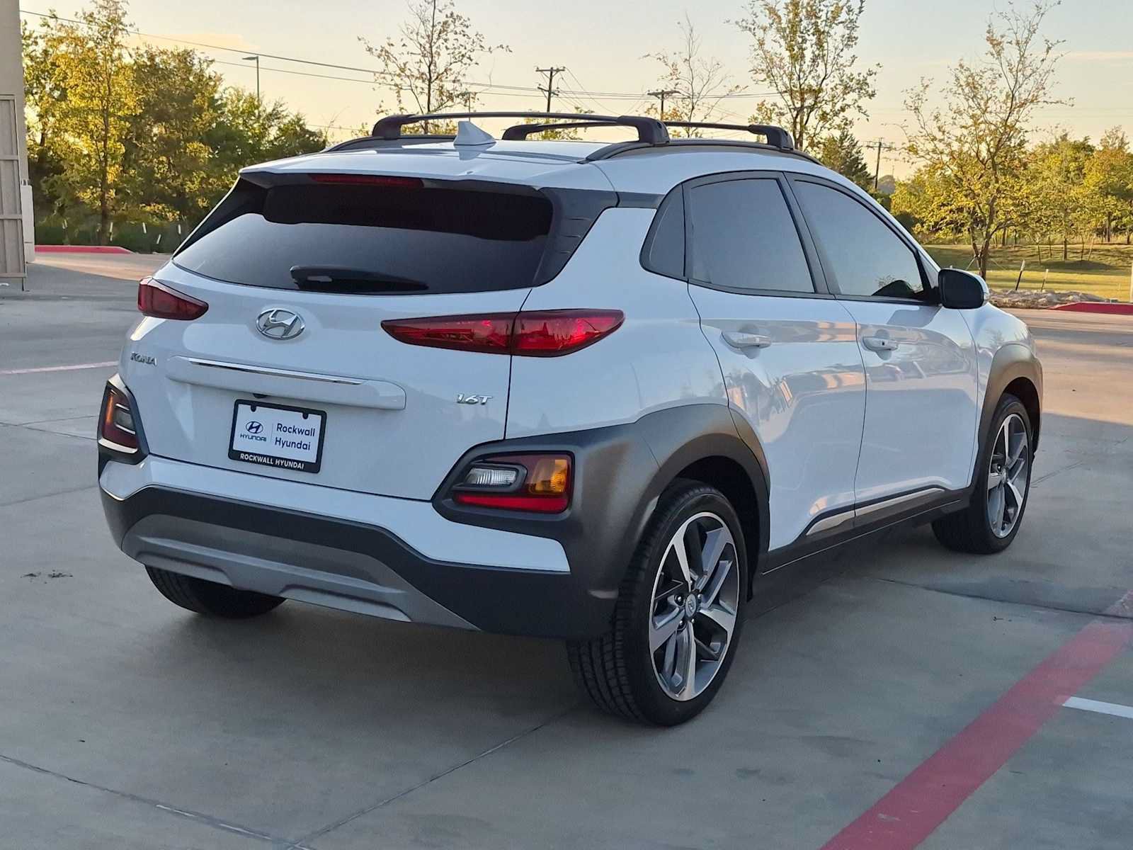 Used 2021 Hyundai Kona Limited FWD image 14