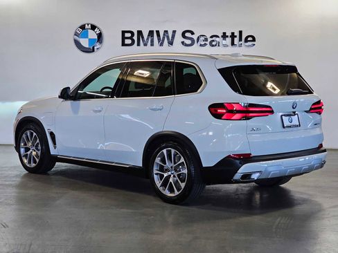 Used 2024 BMW X5 xDrive50e w/ Executive Package AWD/4WD image 4