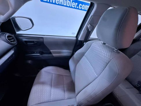 Used 2022 Toyota Tacoma SR image 32