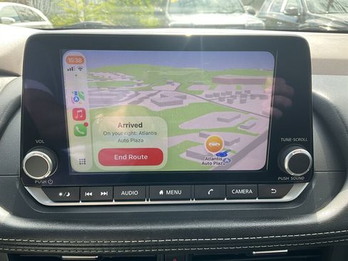 Used 2023 Nissan Rogue S AWD/4WD image 22