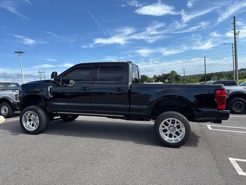 Used 2020 Ford F350 Platinum AWD/4WD image 4