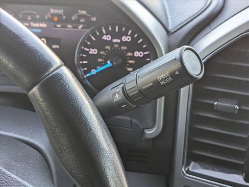 Used 2022 Ford F250 Lariat w/ Lariat Value Package image 11