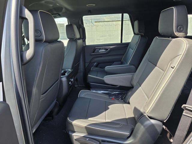 New 2026 GMC Yukon Elevation AWD/4WD image 17