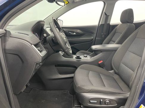 Used 2023 GMC Terrain SLE w/ Driver Convenience Package image 19