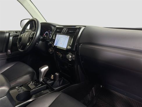 Used 2023 Toyota 4Runner TRD Off-Road Premium AWD/4WD image 26