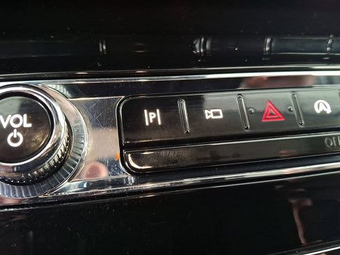 Certified 2024 Lincoln Corsair AWD image 23
