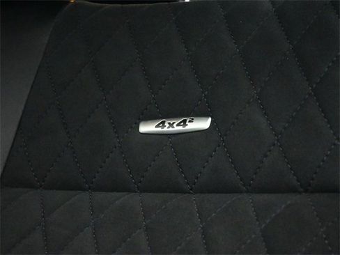 Used 2017 Mercedes-Benz G 550 Squared image 17