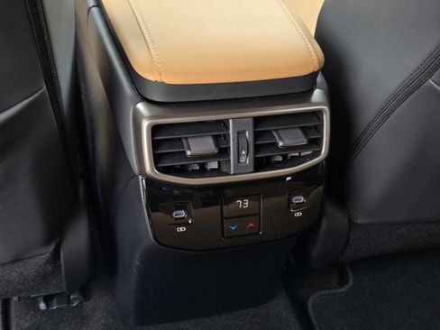 Used 2025 Lexus RX 350 Premium w/ Accessory Package (Z1) FWD image 27