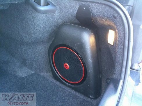 Used 2014 Dodge Charger R/T image 25