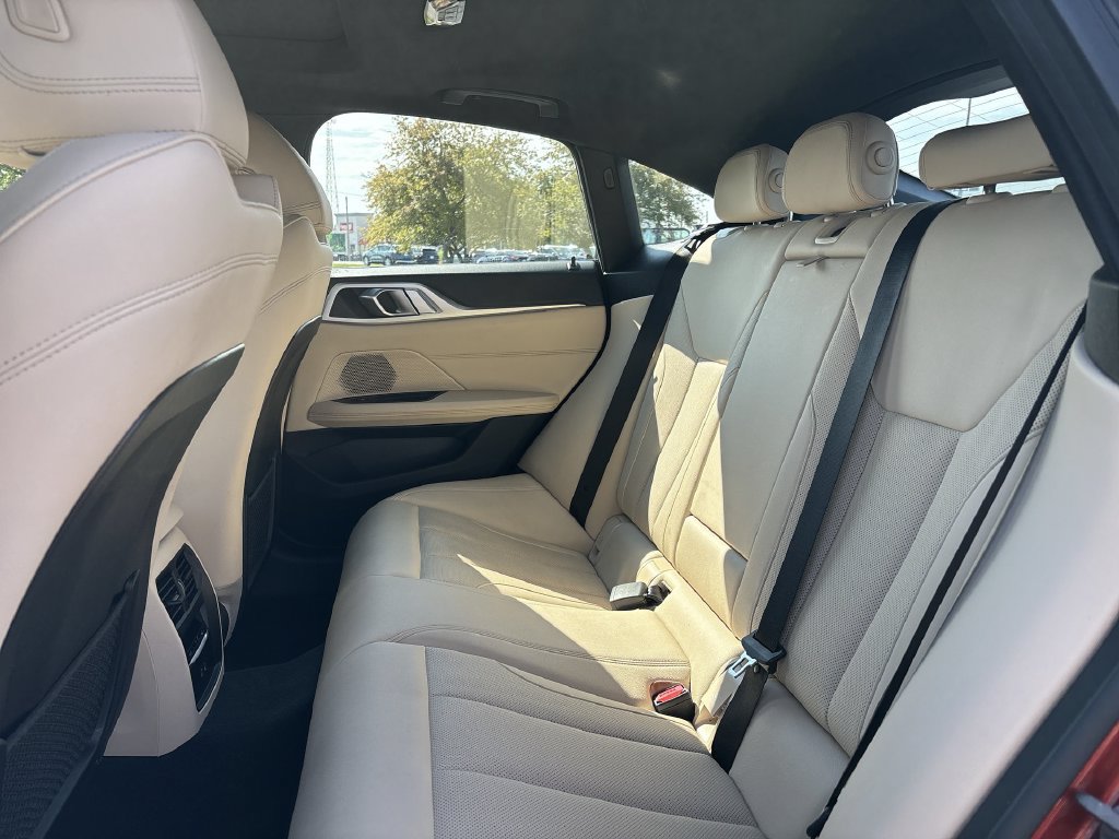 Used 2024 BMW i4 eDrive35 w/ Premium Package RWD image 17