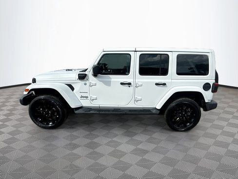 Used 2023 Jeep Wrangler Unlimited Sahara AWD/4WD image 9
