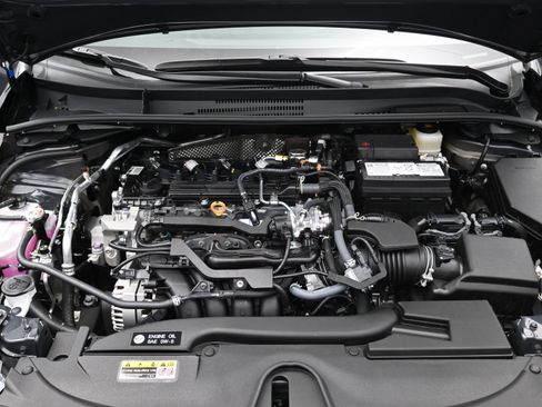 Used 2026 Toyota Corolla LE FWD image 24