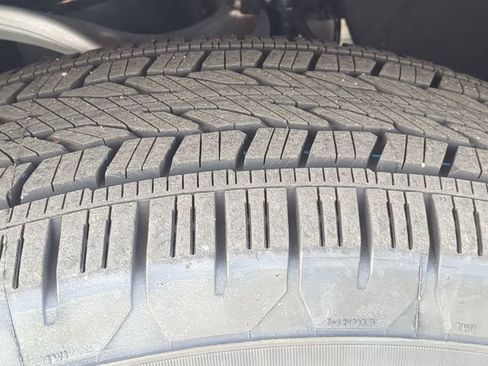 New 2026 Chevrolet Suburban LT w/ Comfort Package image 17