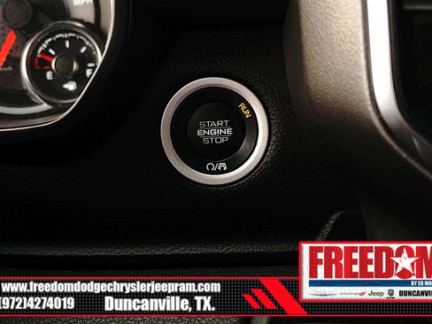 Used 2024 RAM 1500 Laramie AWD/4WD image 33
