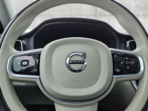 Used 2022 Volvo S60 B5 Inscription FWD image 23