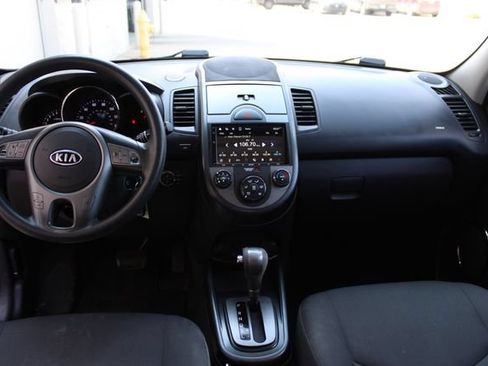Used 2010 Kia Soul + w/ Audio Pkg FWD image 23
