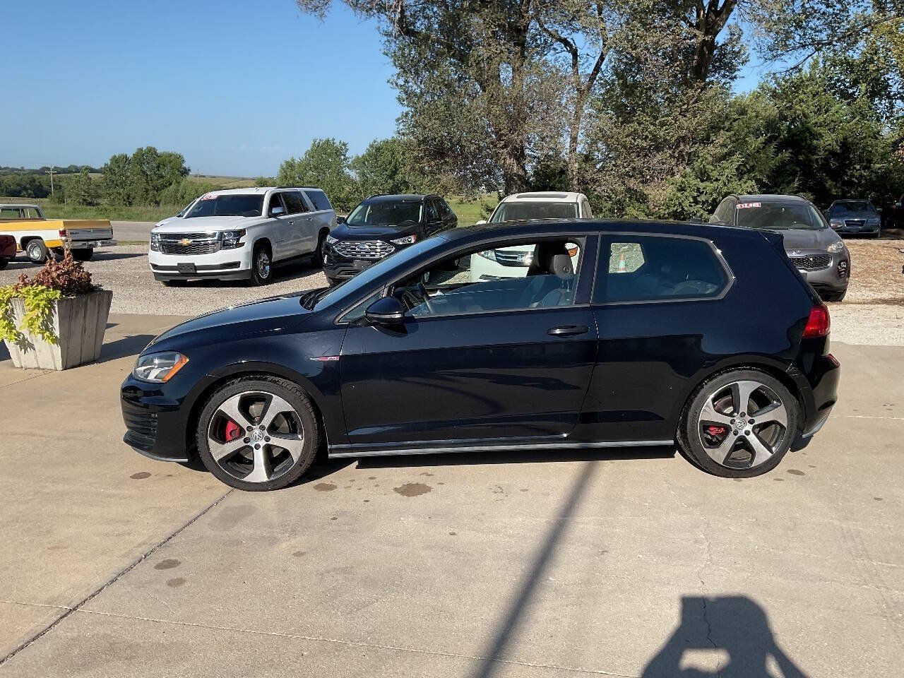 Used 2015 Volkswagen GTI SE FWD image 5