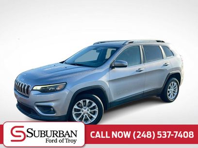 Used 2019 Jeep Cherokee Latitude w/ Popular Appearance Group